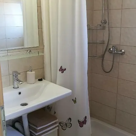 Rose Apartman